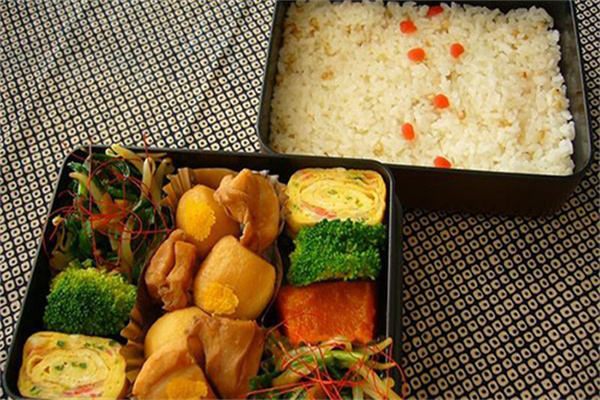 樂優(yōu)谷臺灣速食便當(dāng)
