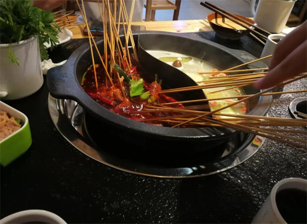 小扁擔(dān)串串香