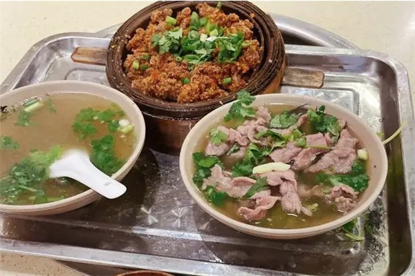樂(lè)山蹺腳火鍋加盟