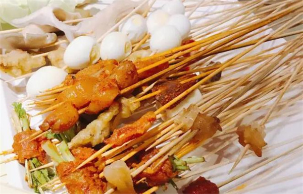 見(jiàn)證80后冷鍋串串