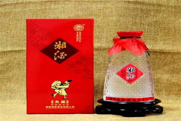 健誠酒業(yè)加盟