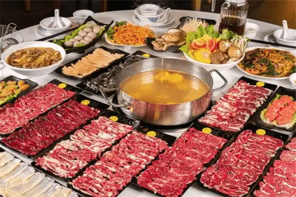 六順牛肉火鍋加盟