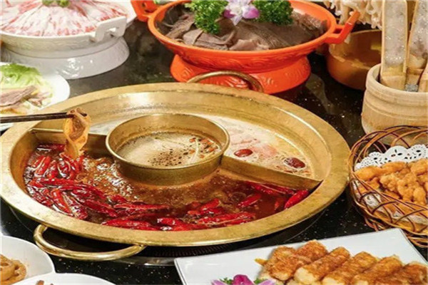 小凳子火鍋加盟