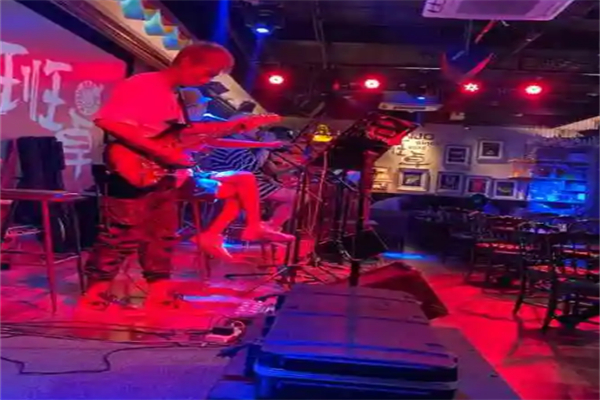 班卓音樂酒吧加盟