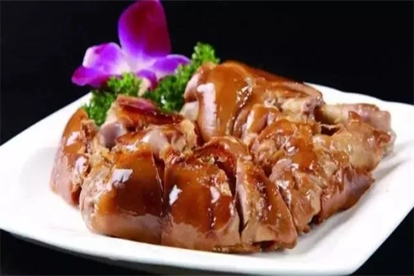 麗澤居沒(méi)牙豬蹄加盟