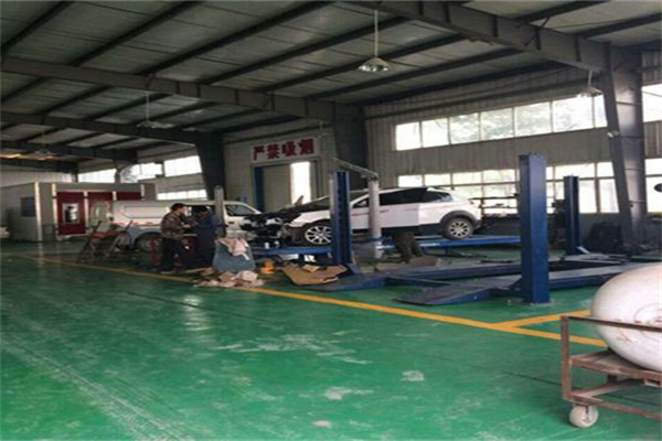 富康汽車維修加盟