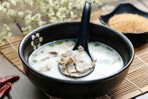 苗韻竹蓀鵝餐飲