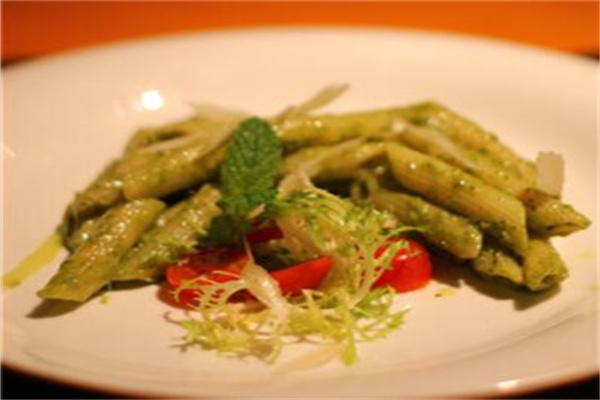 LsCafe德國腸簡餐先生