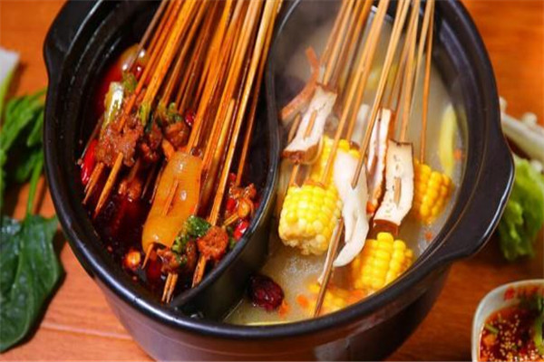 吳叔串串香加盟