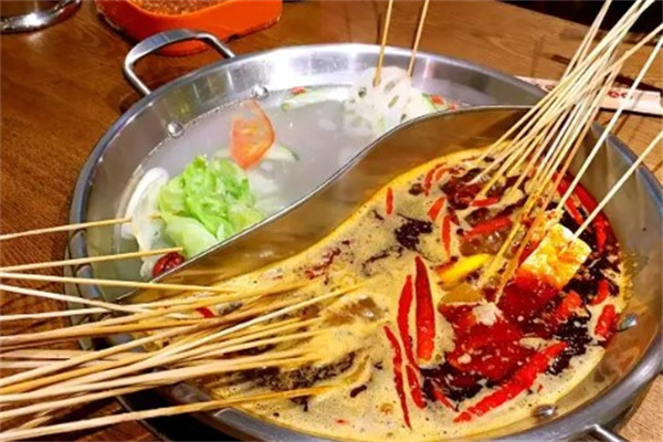 糊涂記串串香加盟