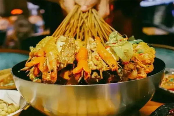 百年鼎鍋串串加盟