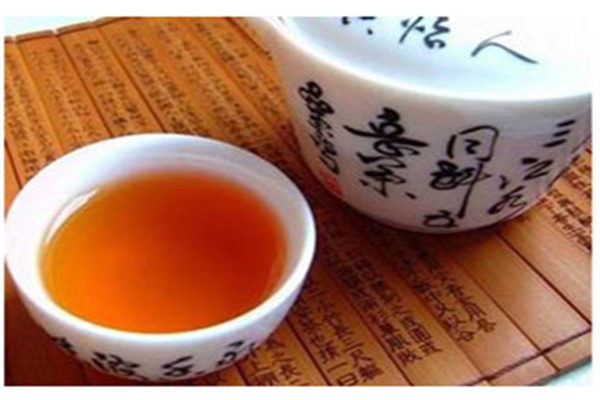 君都酒業(yè)加盟