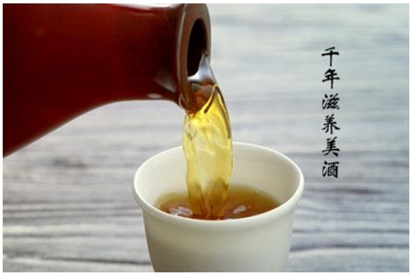 君都酒業(yè)加盟