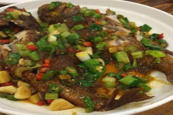 壩光藍(lán)家食府加盟