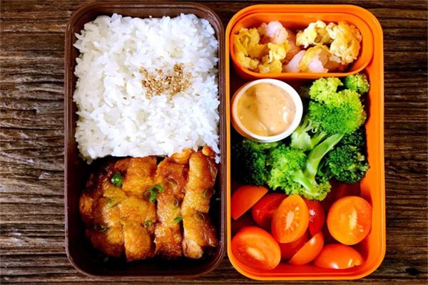 紅小蝦快餐加盟