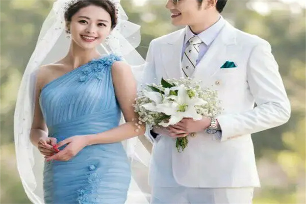 愛拉婚紗攝影加盟