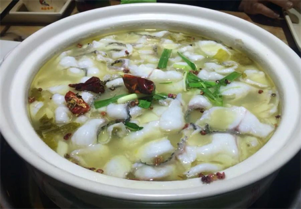 真味酸菜魚火鍋