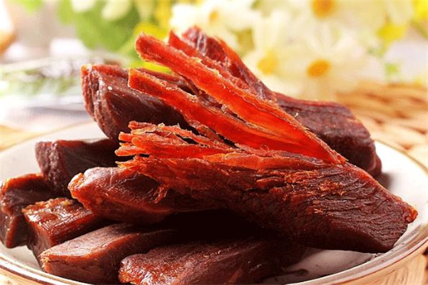 小鹵鍋牛肉干加盟