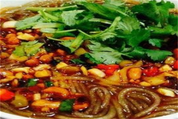 阿坤酸辣粉加盟