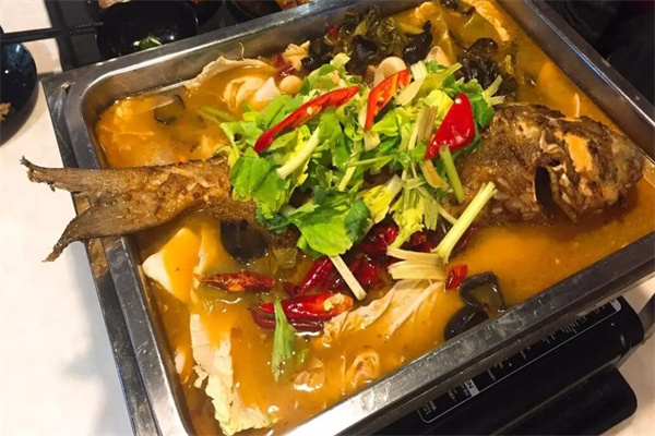 九爺煲烤魚(yú)雞煲加盟