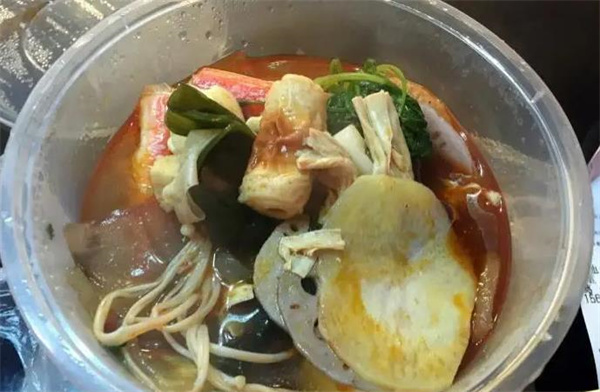 元馨麻辣燙