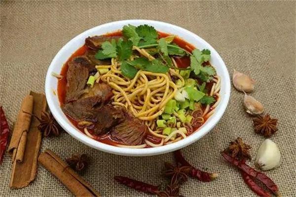 天喜百家牛肉面加盟