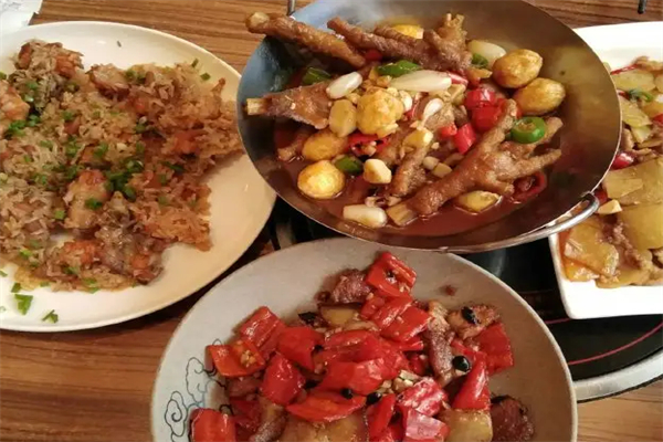譽(yù)瓏小館加盟