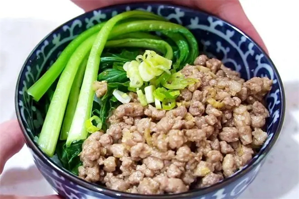 燥起來(lái)拌飯君加盟