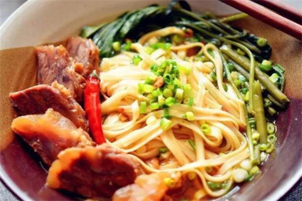 蘇阿婆手搟面加盟