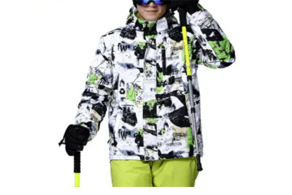雪趣服飾