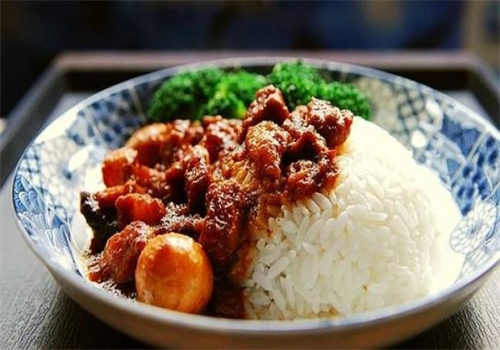 咪飯當家臺灣鹵肉飯加盟