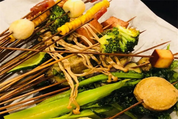 樂食光油炸串串加盟
