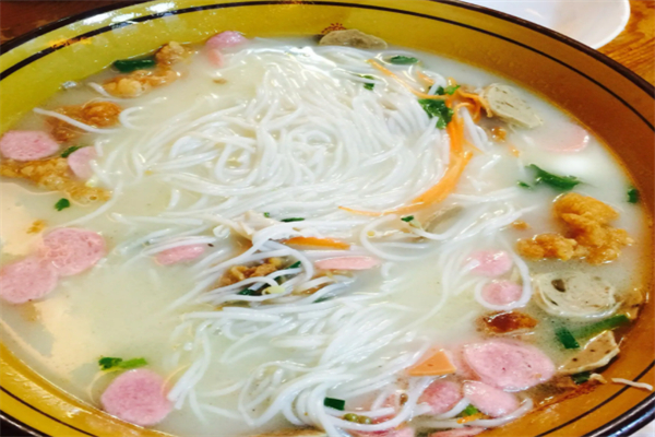 味羲皇云南過(guò)橋米線