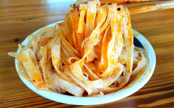 李一碗搟面皮