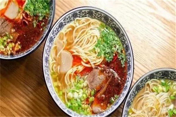阿寶面館加盟