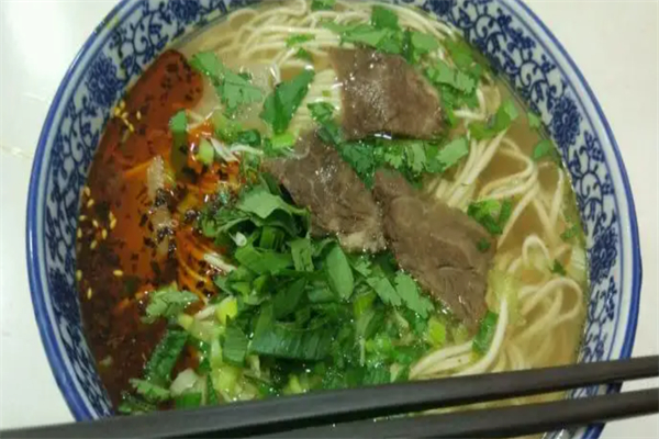 赫赫牛肉拉面加盟