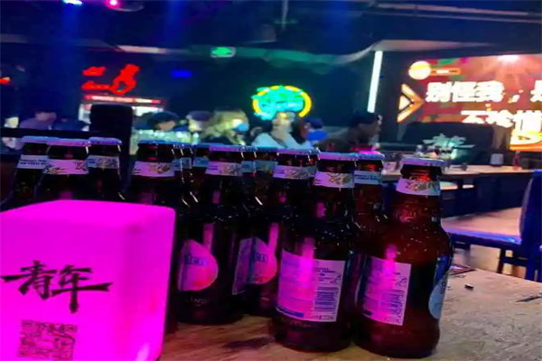 青年酒吧YOUTH CLUB加盟