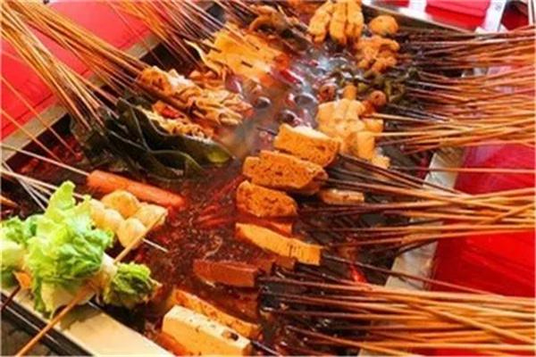 蜀興源串串香火鍋加盟