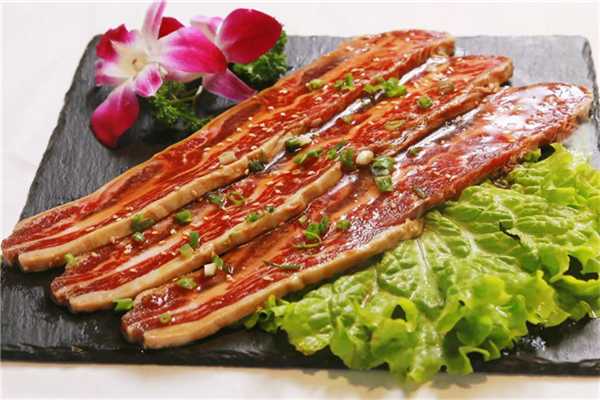 嘎嘎香韓式自助烤肉加盟
