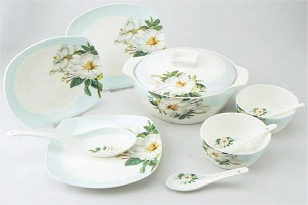 華龍餐具加盟