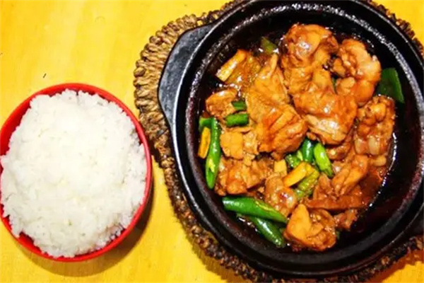 香遠齋黃燜雞米飯加盟