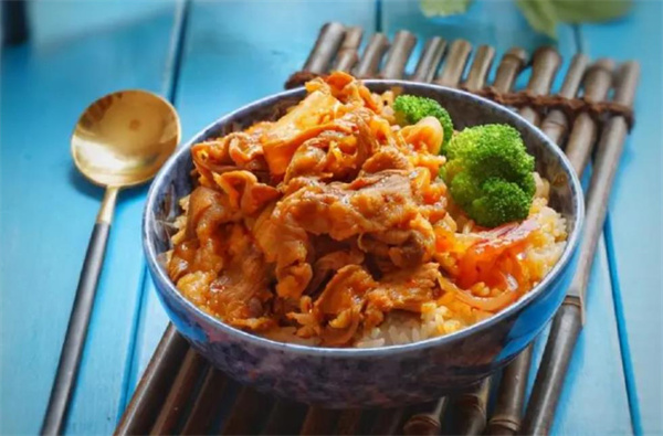 苗韻竹蓀鵝餐飲