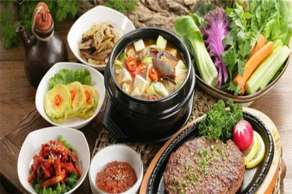 木槿太白山歡聚餐廳加盟