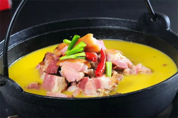 筍子臘肉赤水豆花火鍋加盟