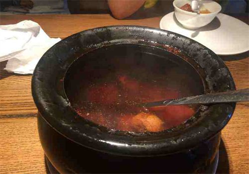 山間堂瓦缸煨湯加盟