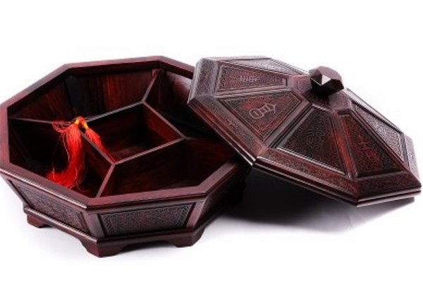 御典人文飾品