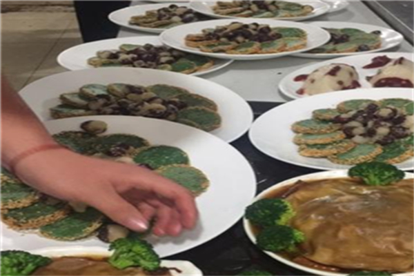 致明德素食坊加盟