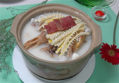 御熹老鴨湯加盟