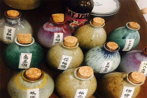 游樂(lè)場(chǎng)Live晚餐酒館