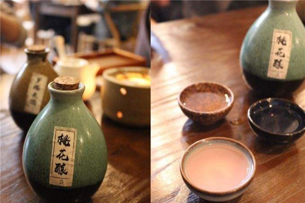 游樂(lè)場(chǎng)Live晚餐酒館加盟